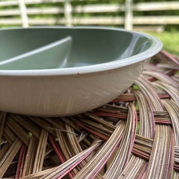 Vintage Harkerware Mint Stone China Oven Proof Divider Dish  Tablescaping MCM - Picture 8 of 8